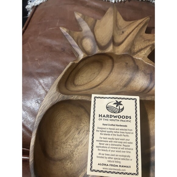 Hawaii Hardwoods of the South Pacific - Hand Carved Pineapple Tray Dish Bowl - Picture 4 of 16